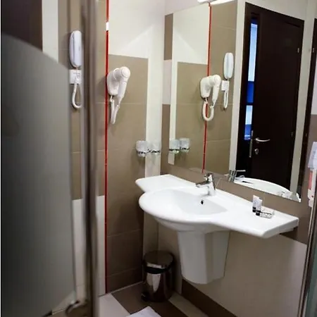 Hotel Belvedere Botoşani Habitación foto